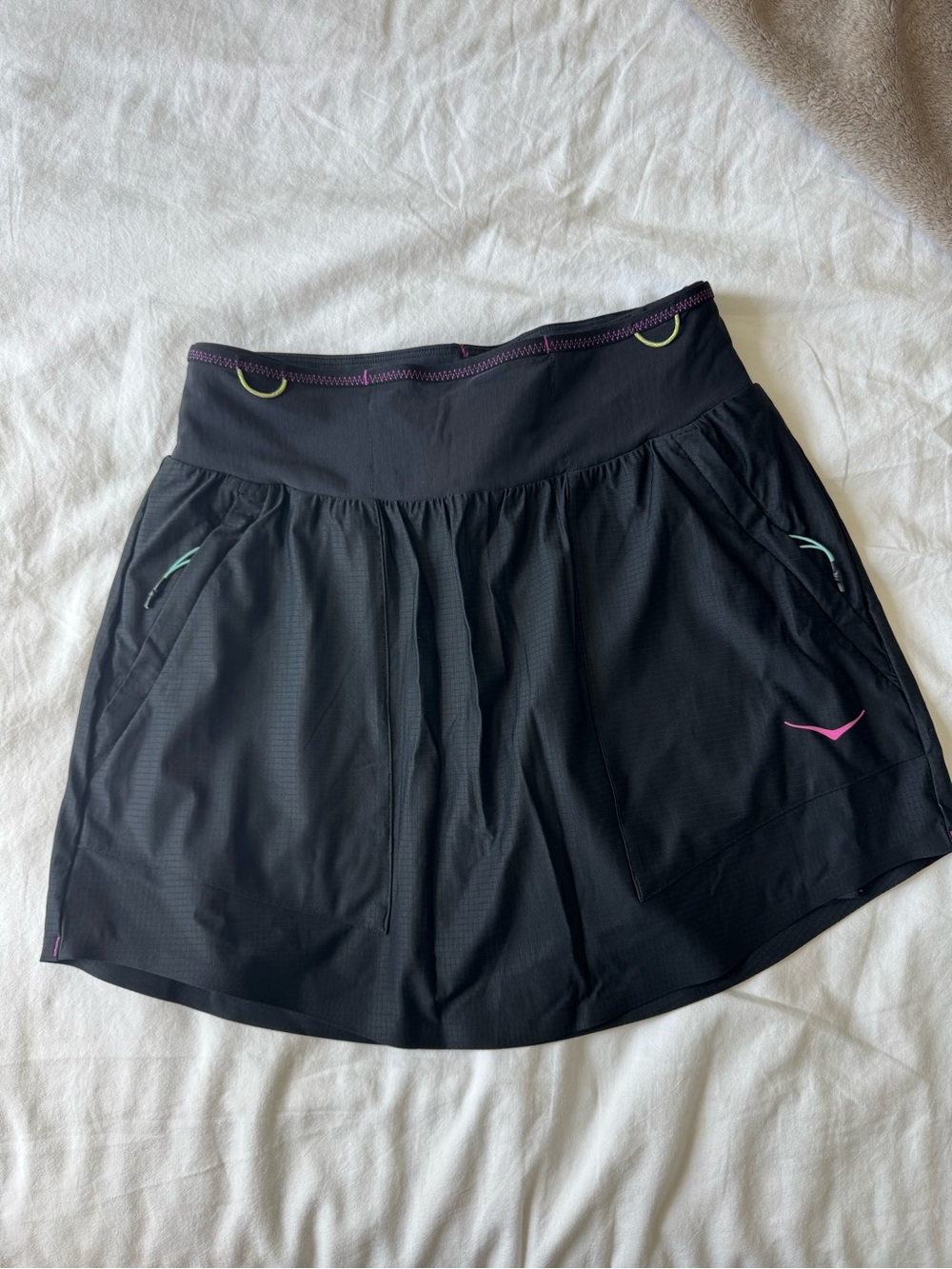HOKA Mizi Hike Skort